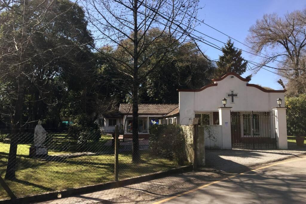 Villa Leloir La Naturaleza De Parque Leloir En Familia 빌라 외부 사진